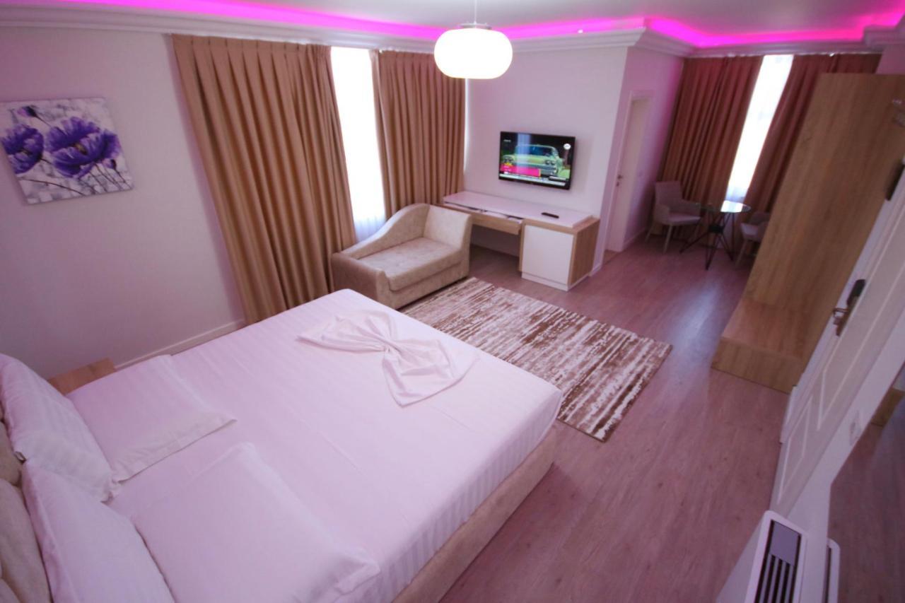 Eljos Hotel Fushe-Kruje Екстериор снимка